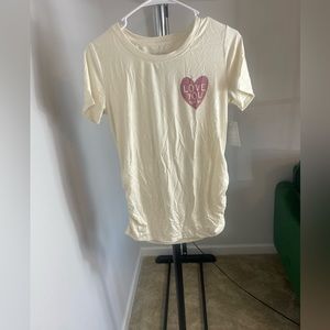 A:glow maternity shirt “Love you already “